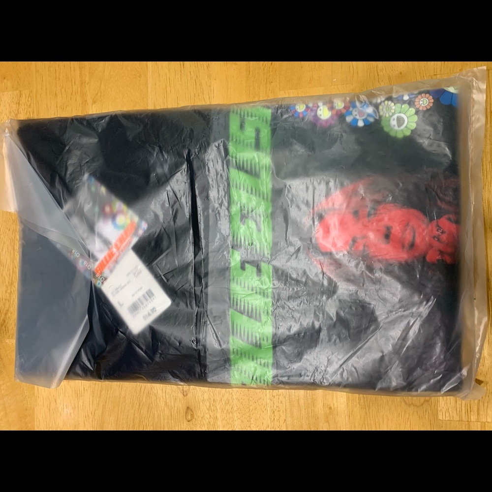 Uniqlo Billie Eilish x Takashi Murakami Tee Sz L